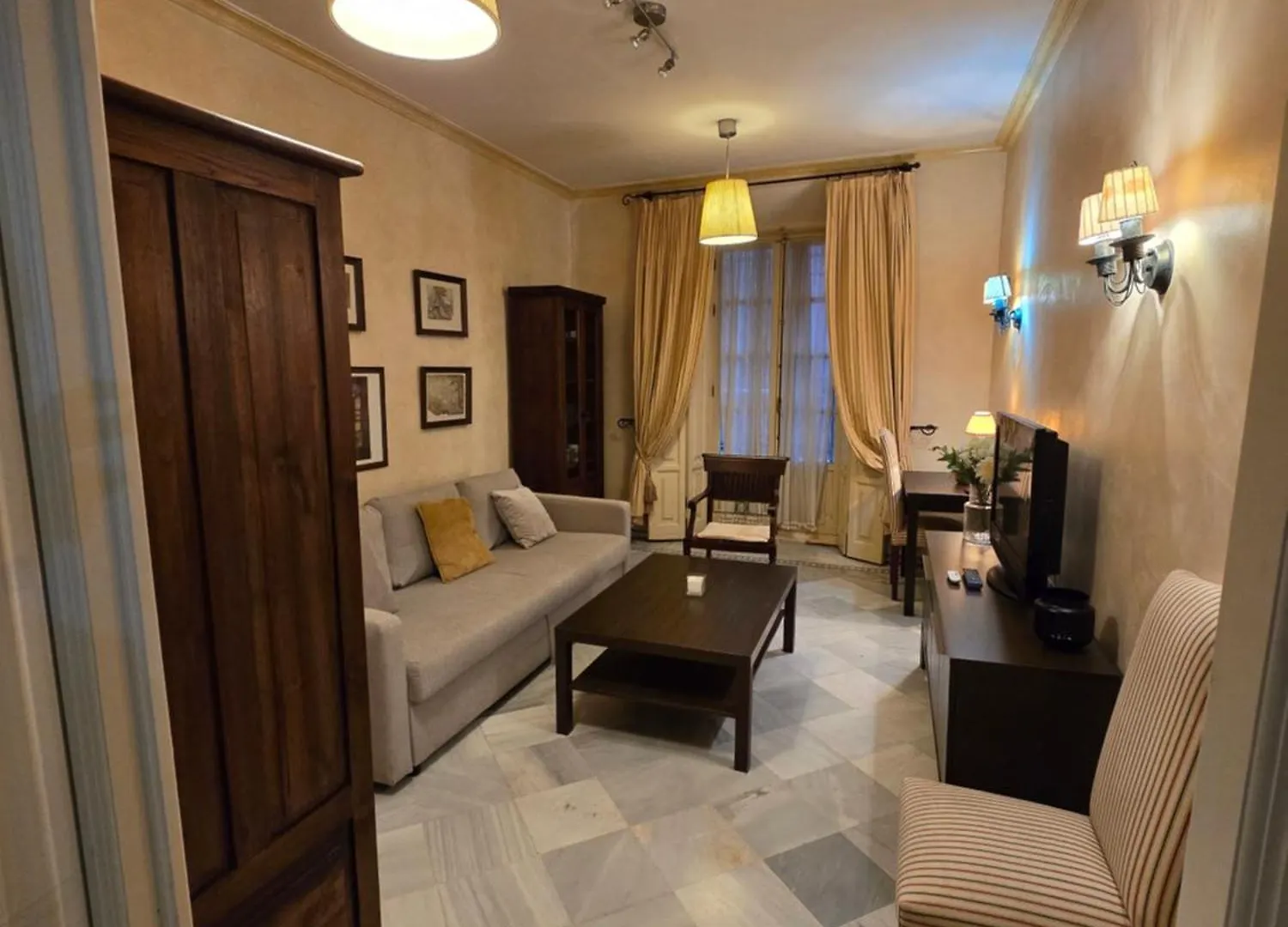 Apartment Apartamento En Casa Palacio Centro Historico Seville