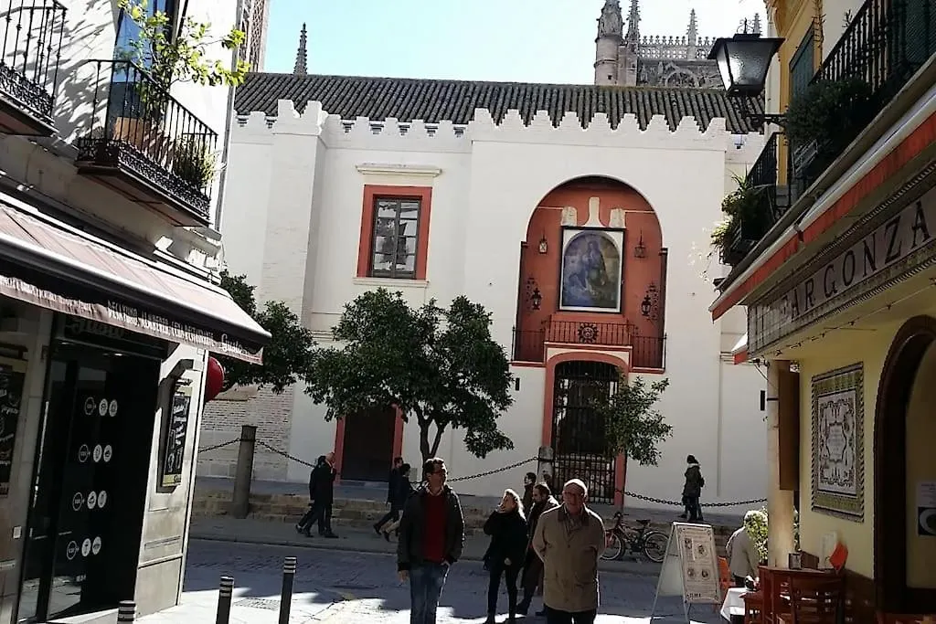 Apartamento En Casa Palacio Centro Historico Seville Apartment